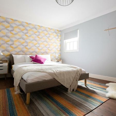 The Old Station House - Stylish & Central 2Bdr Apartment Oxford Dış mekan fotoğraf