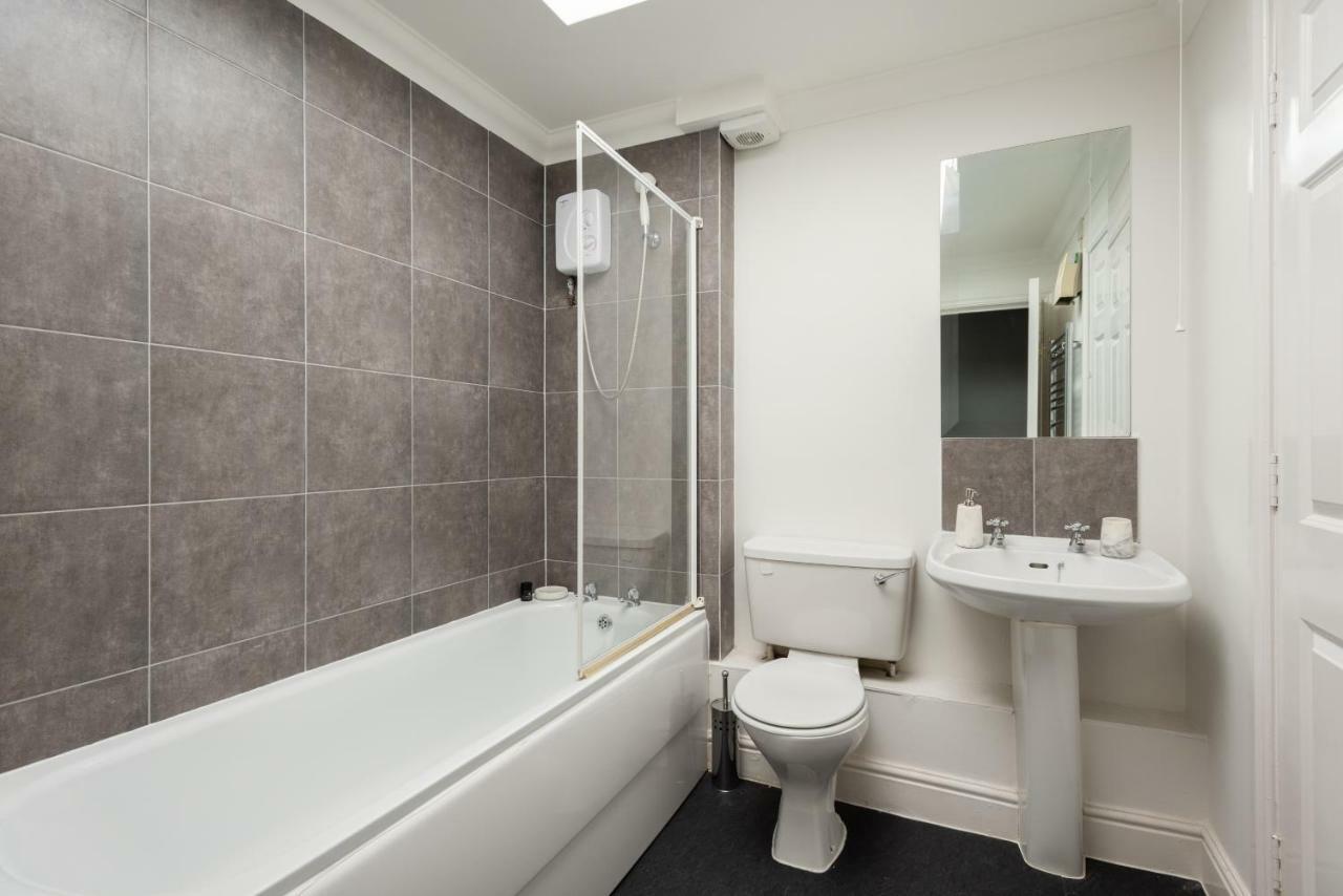 The Old Station House - Stylish & Central 2Bdr Apartment Oxford Dış mekan fotoğraf